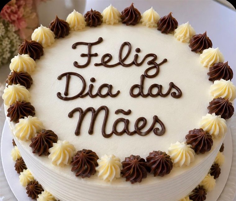 Bolo Feliz Dia das Mães
